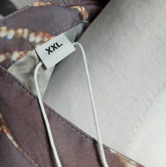 Made with ♡ Love Button Up Top Size XXL - Picture 4 of 5